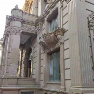 哈密 黄金麻花岗岩光面别墅外墙干挂施工完成