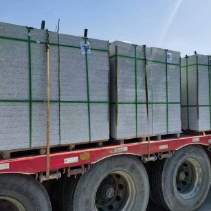 哈密芝麻白花岗岩出货日常地铺石