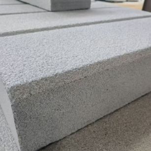 哈密 芝麻灰荔枝面路沿石