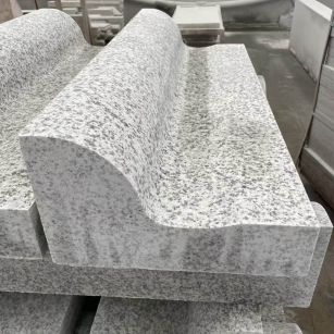 哈密 白麻花岗岩S型路沿石，路侧石，马路牙子等