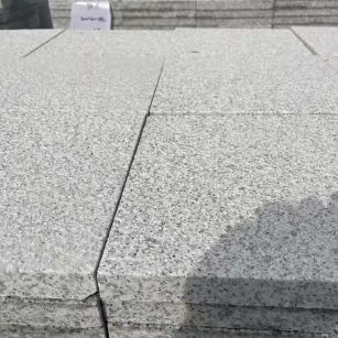 哈密 白麻花岗岩石材推荐 荔枝面地铺石