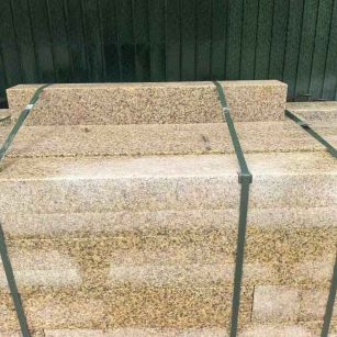 哈密 黄金麻花岗岩石材机切面栏杆料半成品