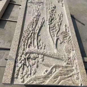 哈密 黄金麻雕刻板浮雕迎客松