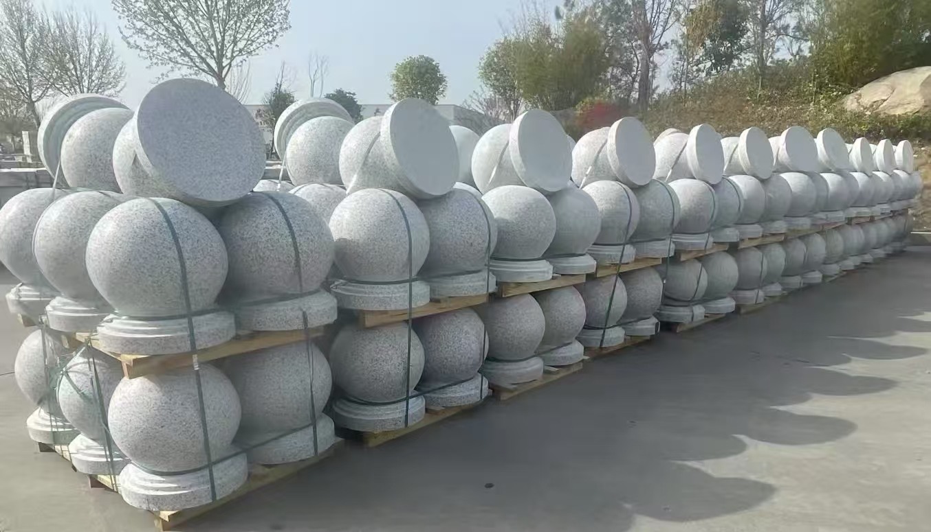 哈密 白麻花岗岩石材圆球，石球，挡车球，隔离球，景观石球，风水球等