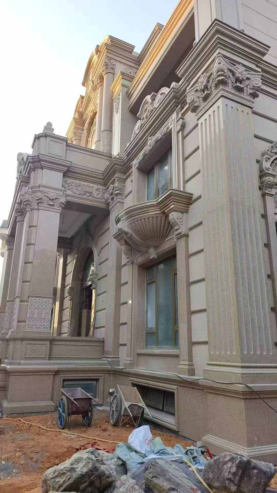 哈密 黄金麻花岗岩光面别墅外墙干挂施工完成