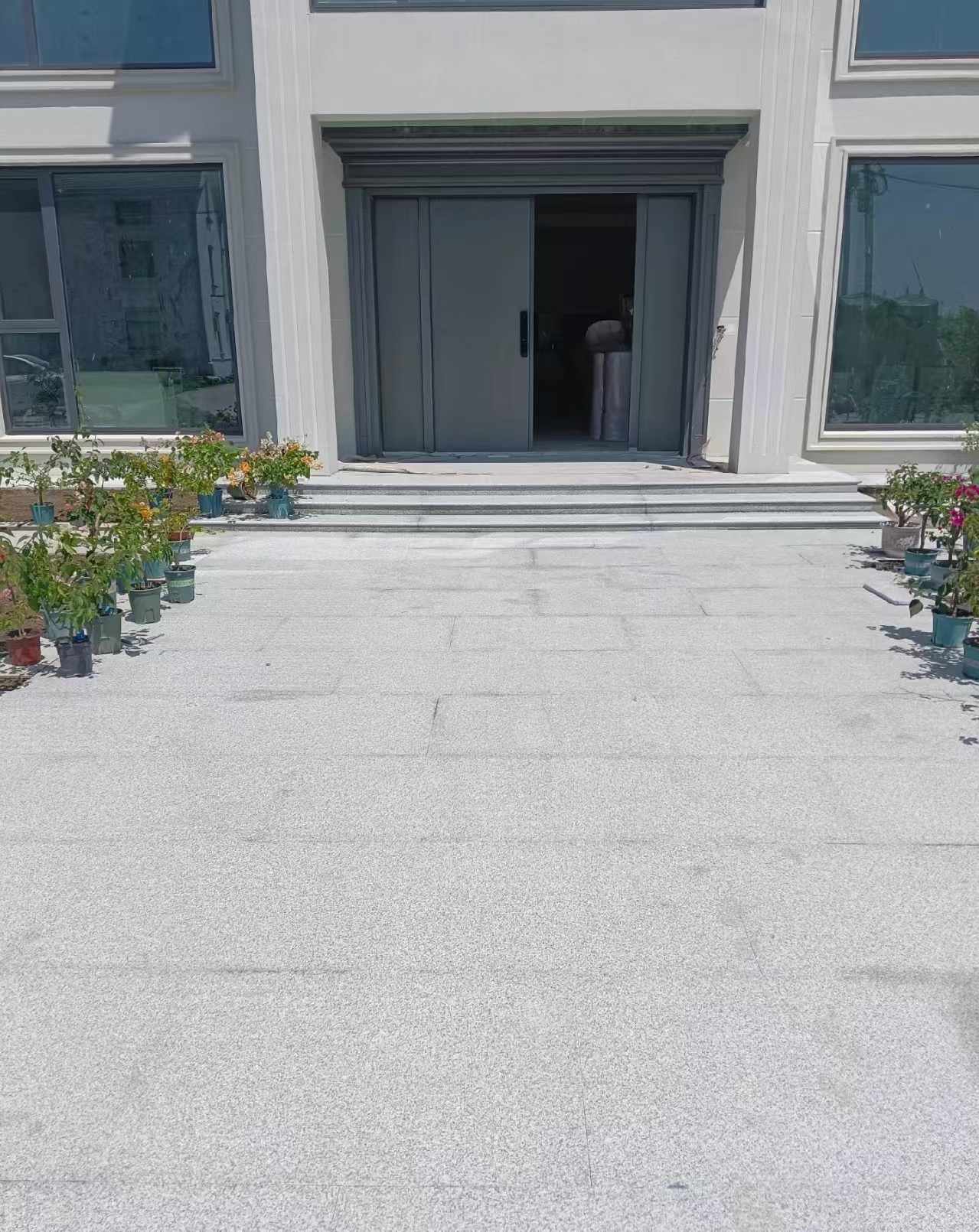 哈密 芝麻白花岗岩地铺石地面铺装