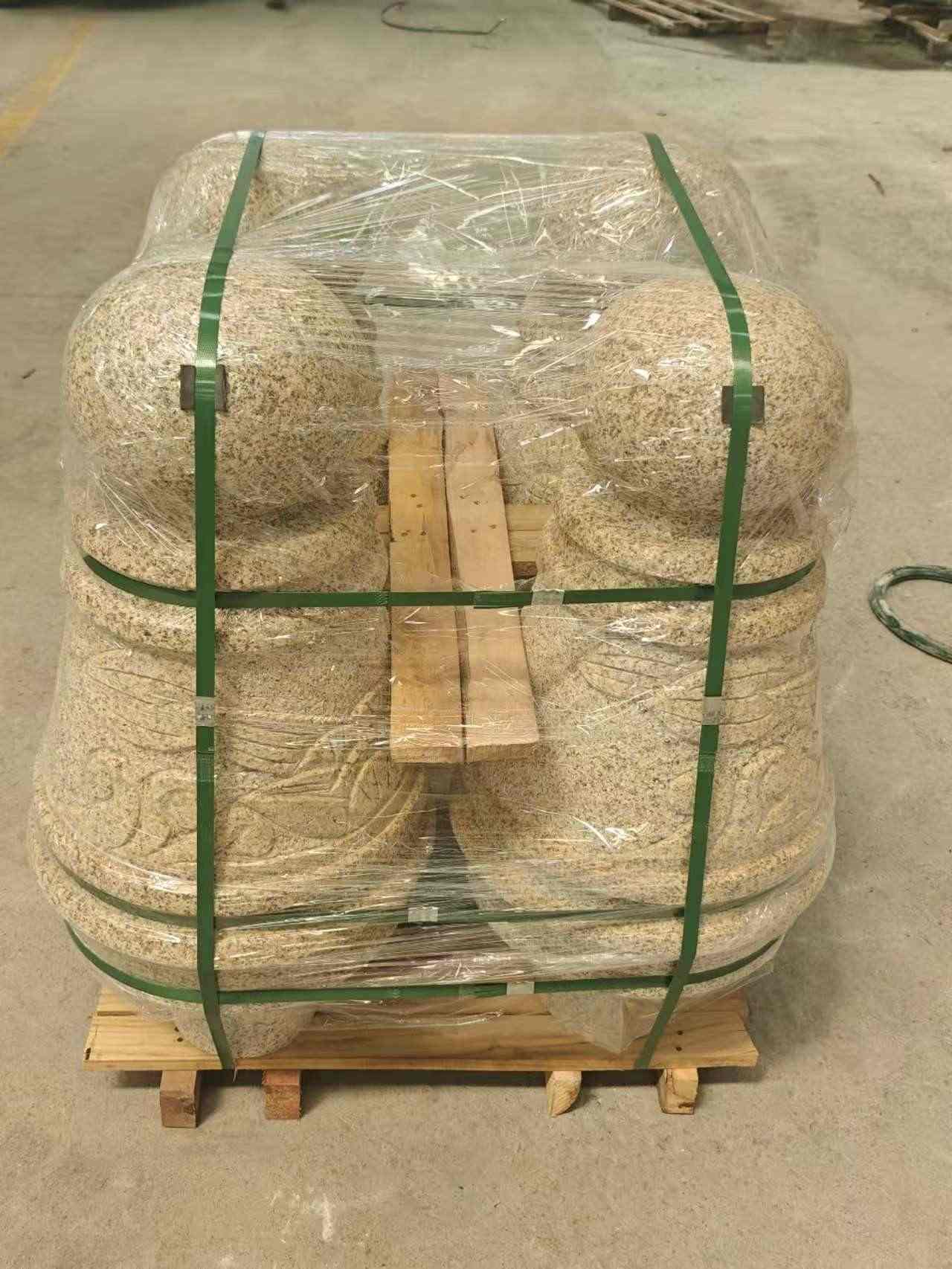 哈密 黄金麻异形定制雕花——棒棒糖挡车柱