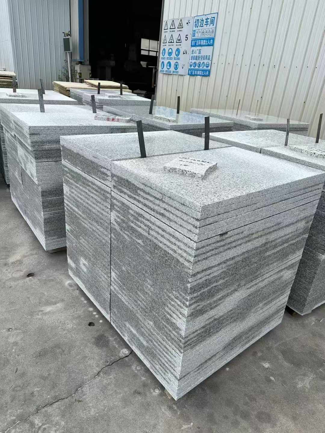 哈密 白麻光面干挂成品