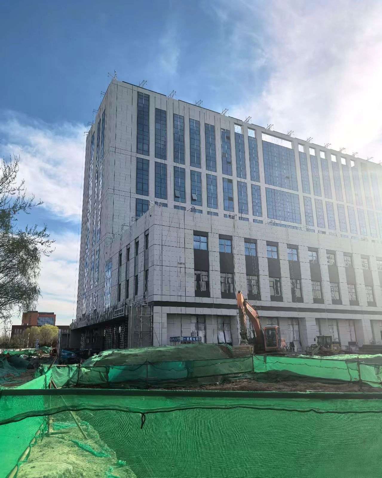 哈密 白麻花岗岩石材外墙干挂