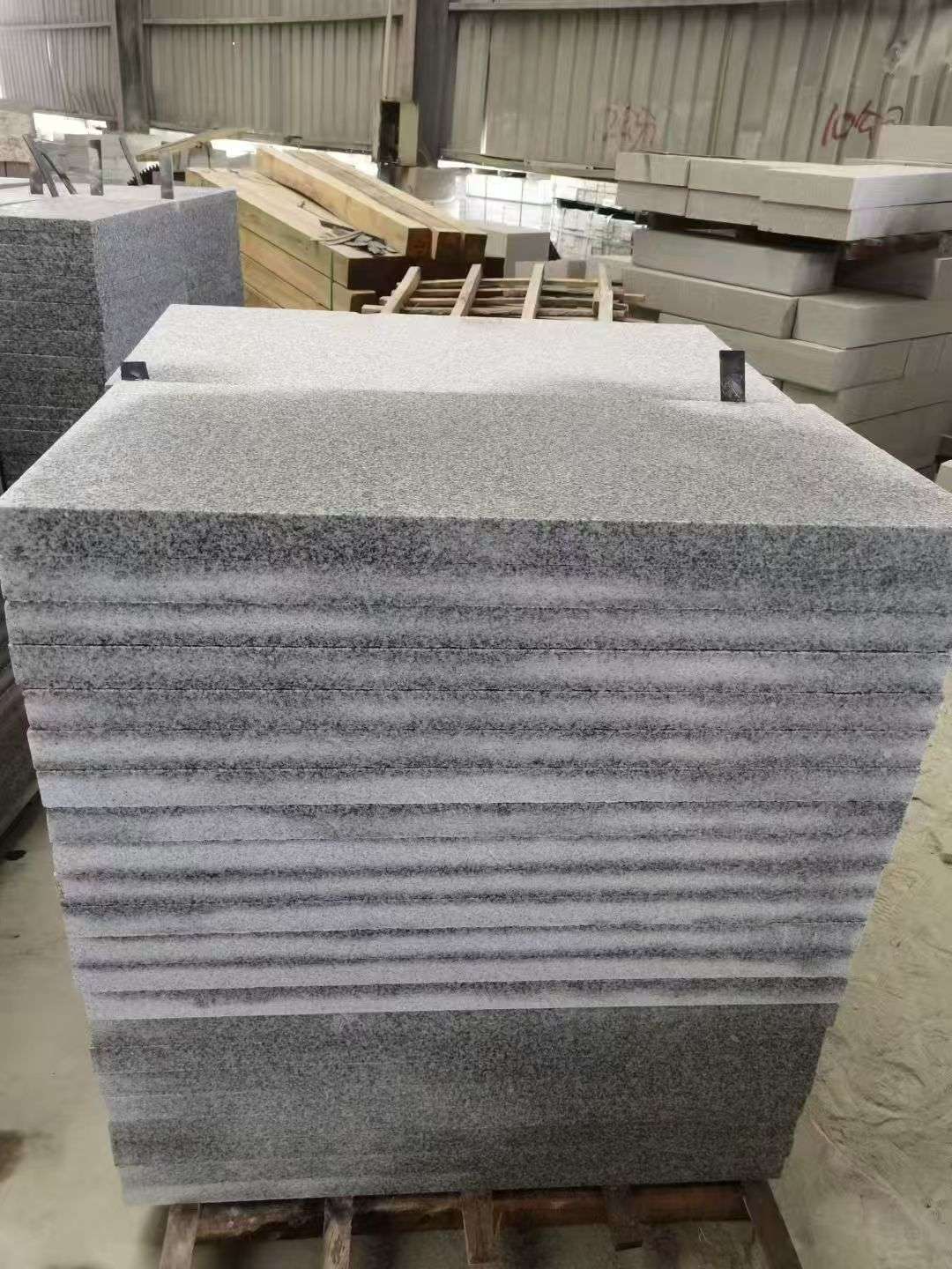 哈密 芝麻白5公分火烧地铺成品，900*400，规格可定制