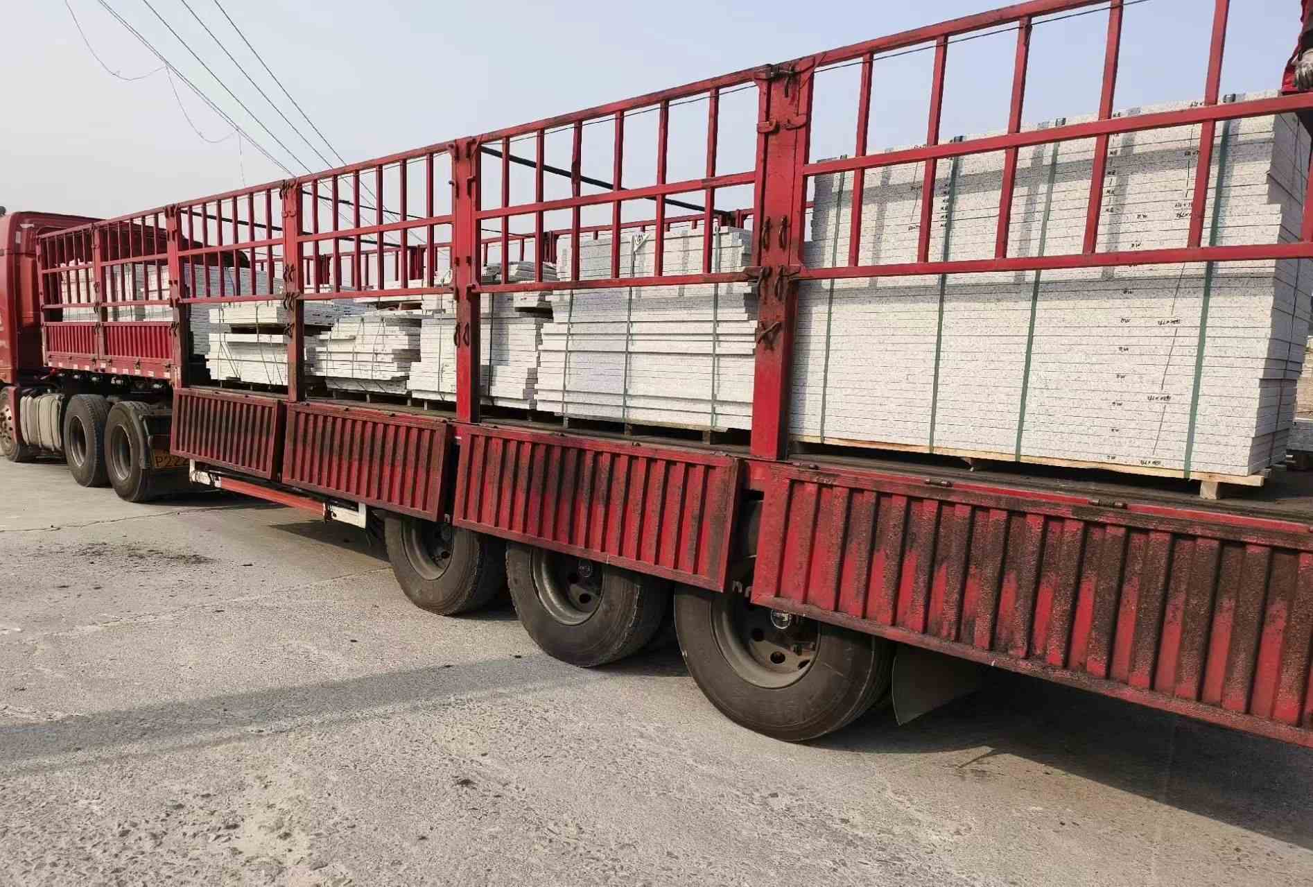 哈密 白麻荔枝面外墙干挂，工厂装车日常