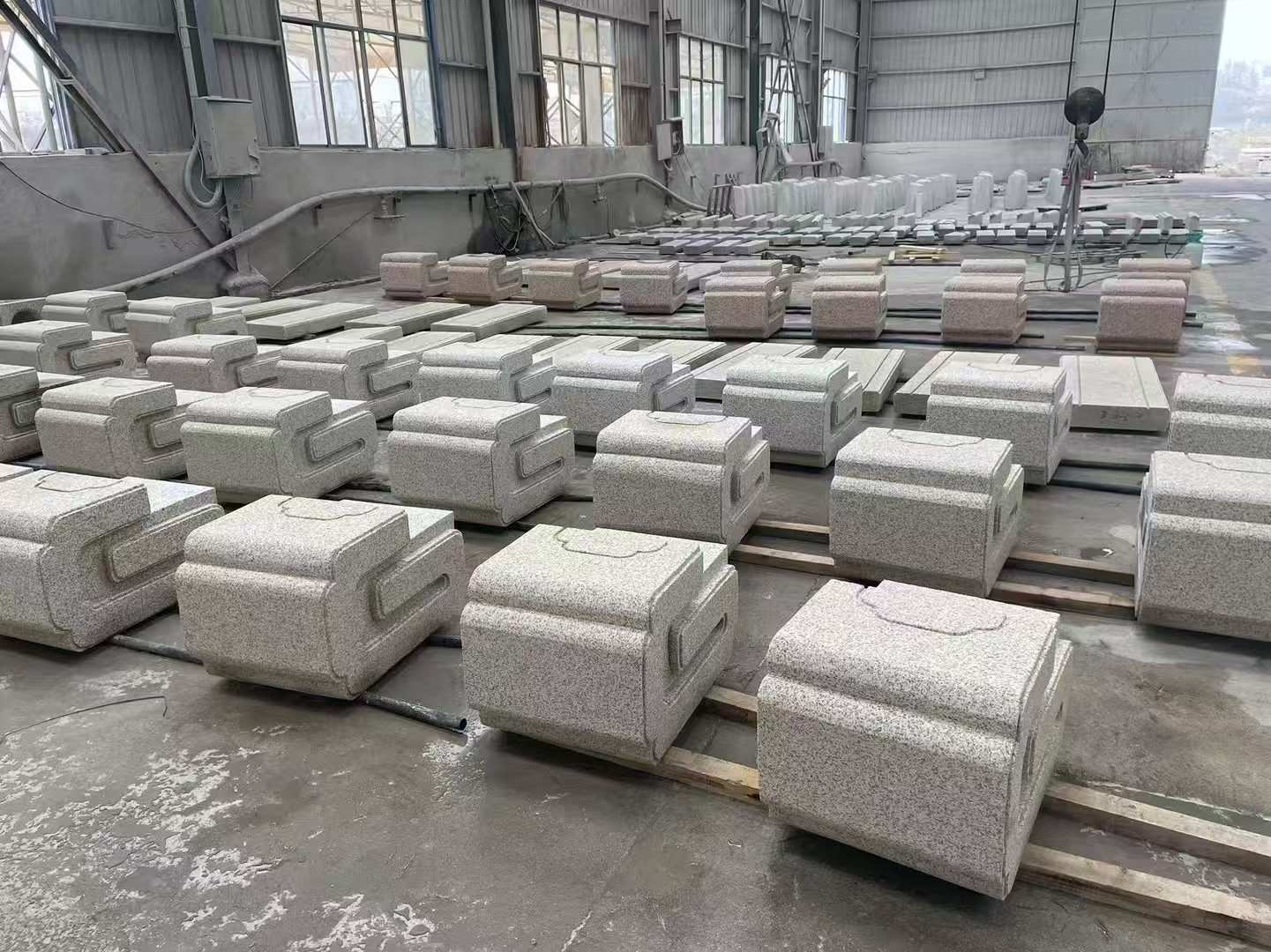 哈密 白麻花岗岩异形加工-石凳，坐凳