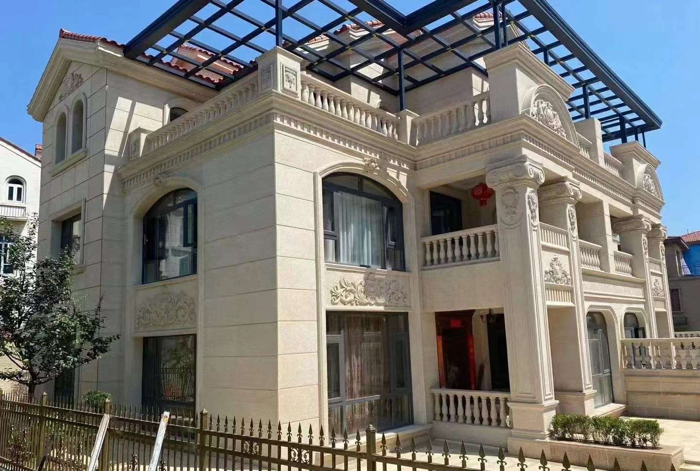 哈密 黄金麻花岗岩荔枝面别墅外墙干挂