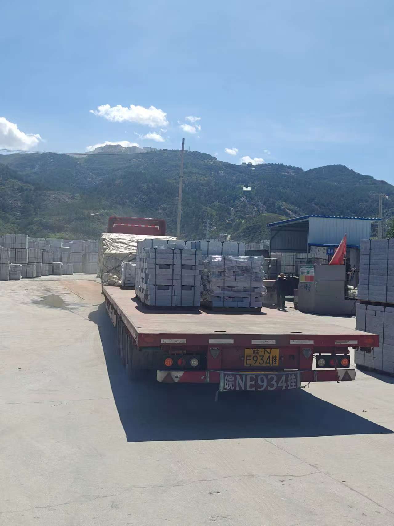 哈密 芝麻白仿形路沿石，直形路沿石