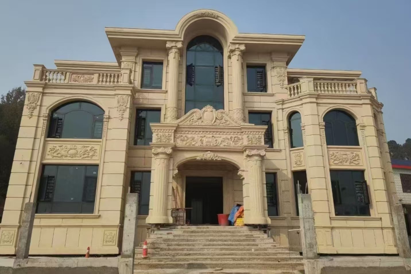 哈密 黄金麻花岗岩别墅外墙干挂